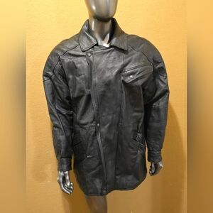 PHASE 2 Men's Leather jacket sz M.    M82T